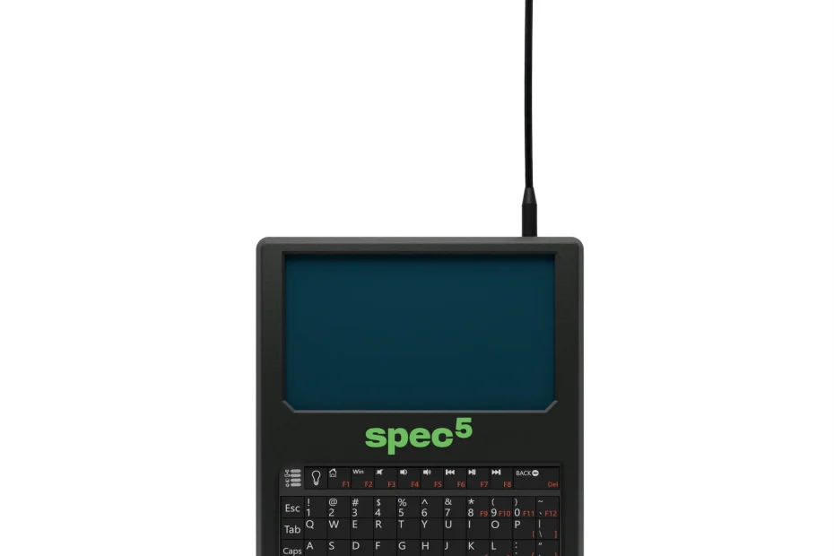 SpecFive Strike Portable PC Linux dengan LoRA Mesh